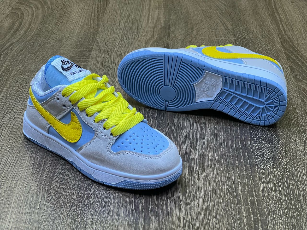 Chaussures hommes femmes enfants de qualité à prix bonbon