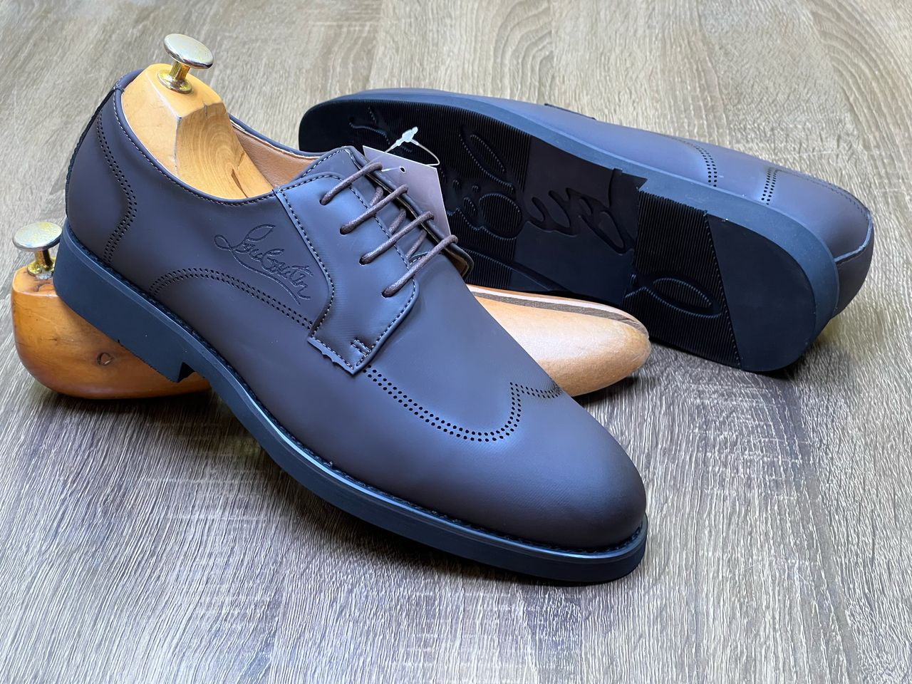 Paires en cuire