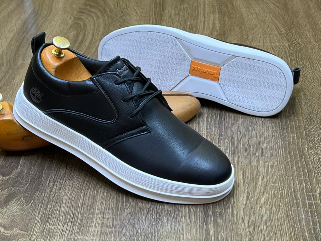 Chaussure hommes et femmes
