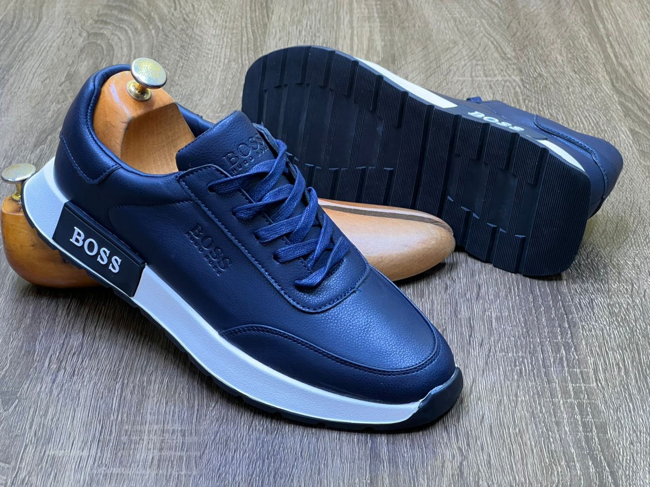 Paires en cuire