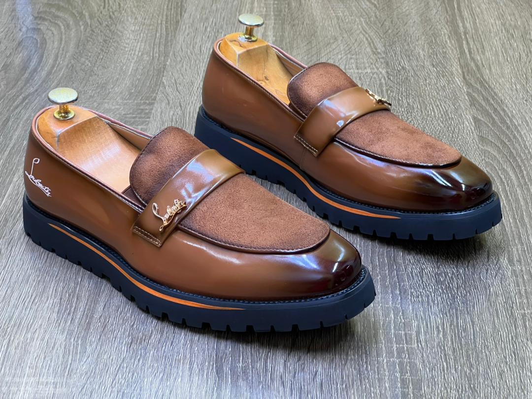 Paires en cuire