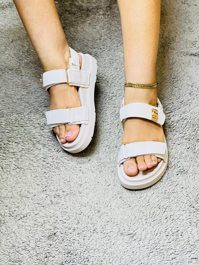 Chaussure hommes et femmes