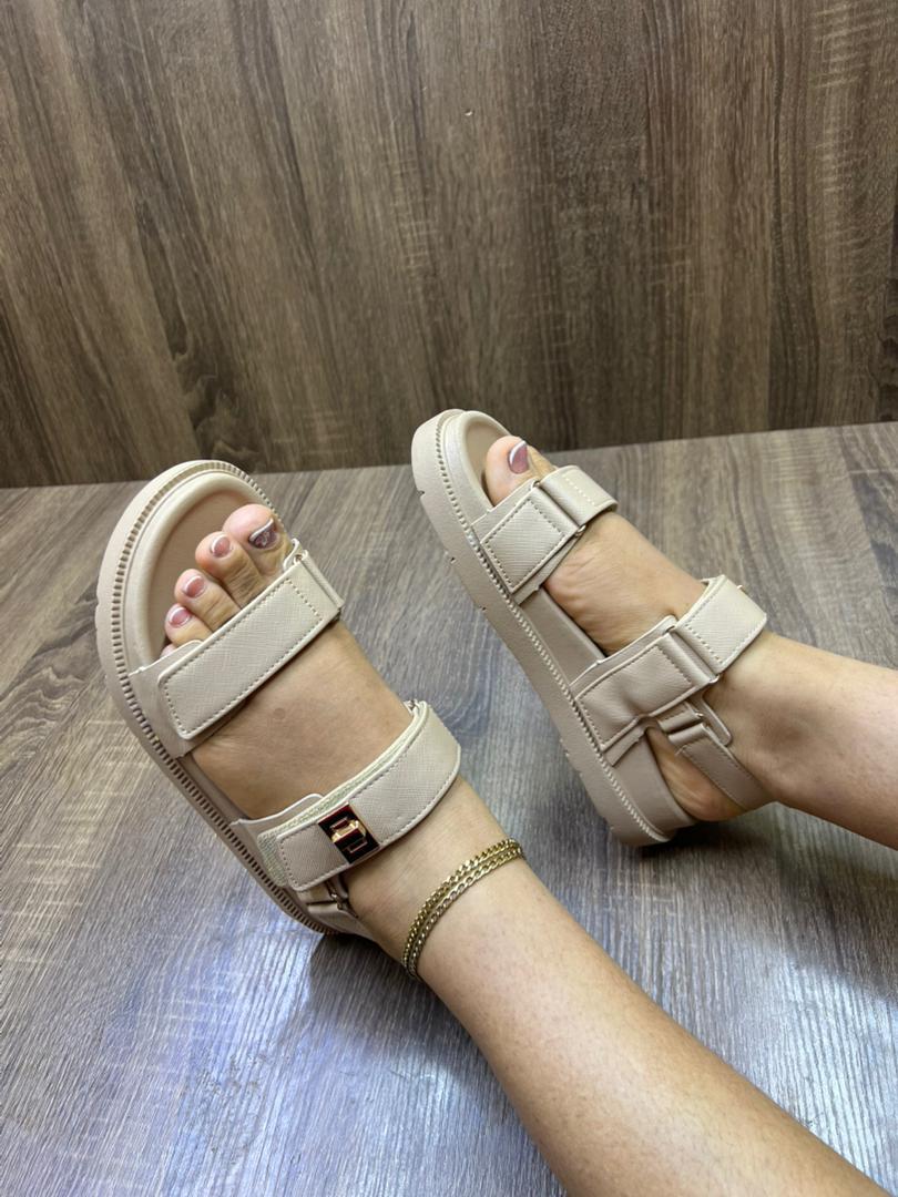 Chaussure hommes et femmes