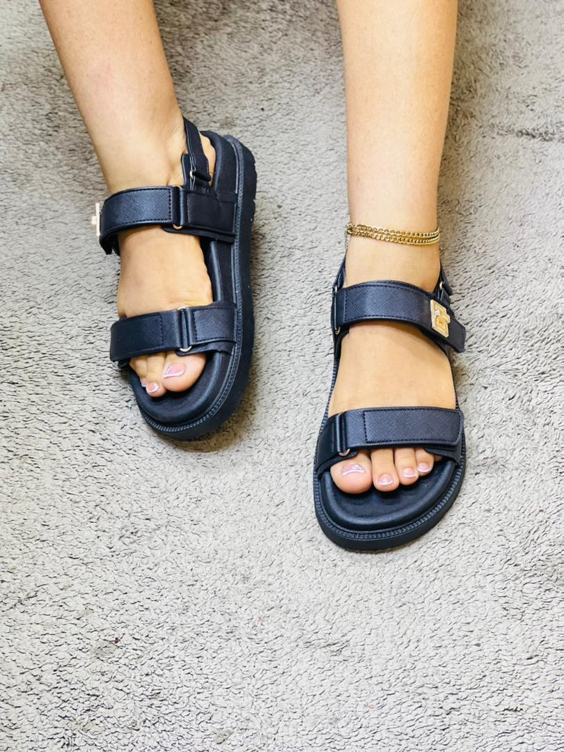 Chaussure hommes et femmes