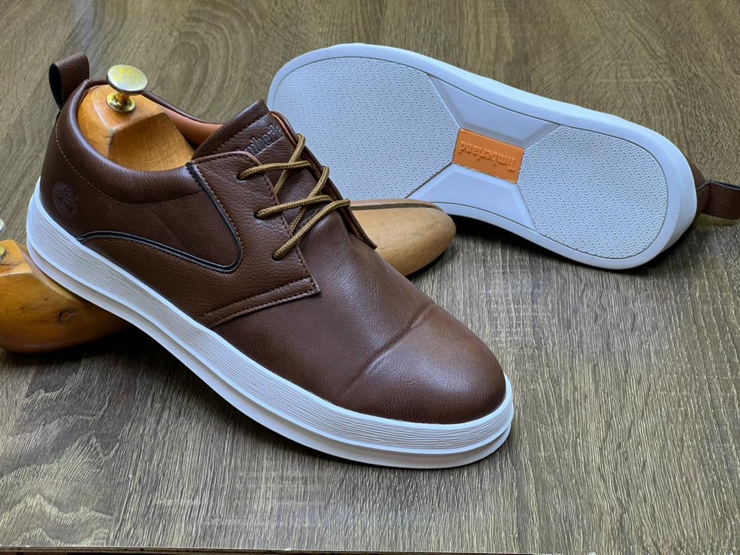 Paires en cuire