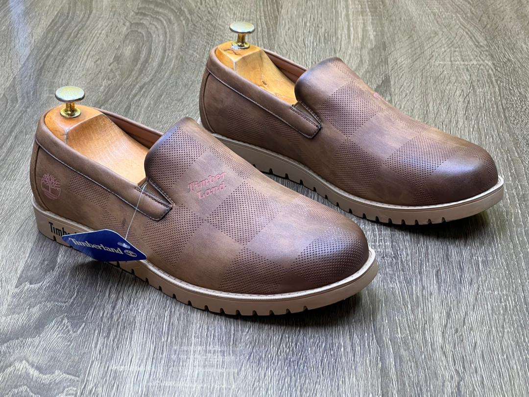 Paires en cuire