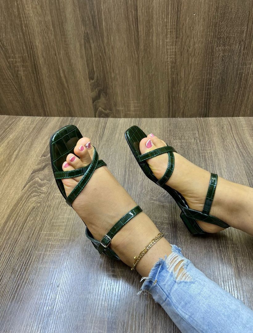 Chaussures hommes et femmes de bonne qualité