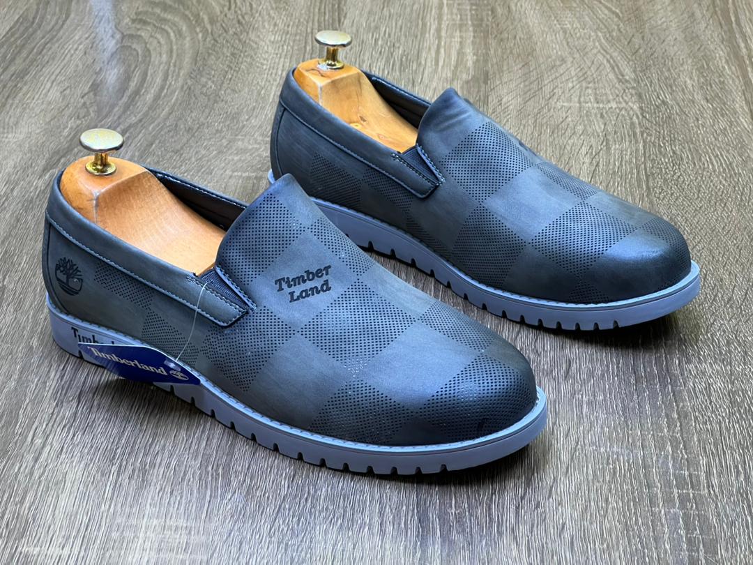 Paires en cuire