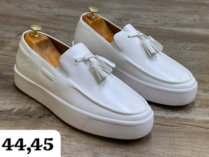 Chaussures hommes femmes enfants de qualité à prix bonbon