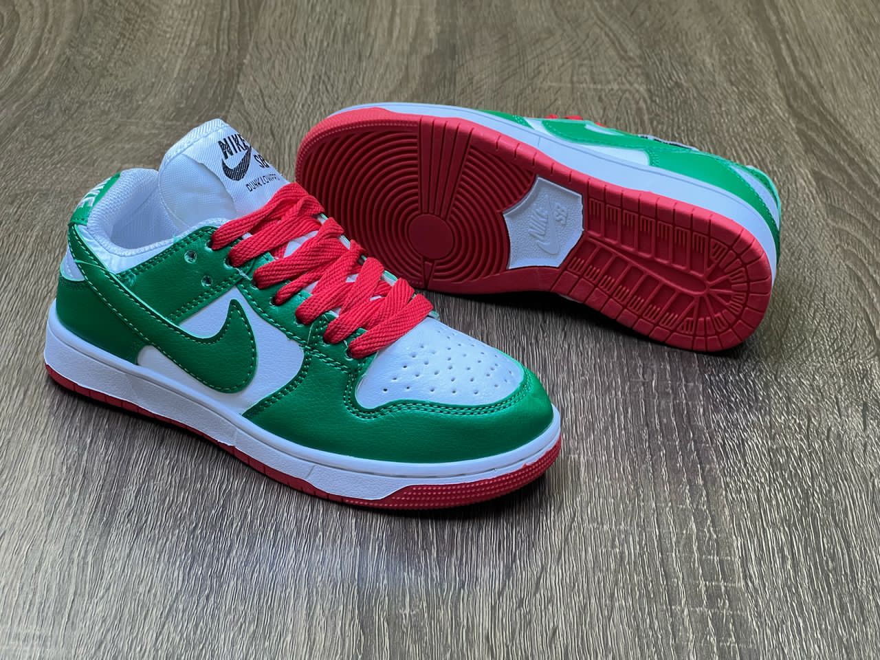 Chaussures hommes femmes enfants de qualité à prix bonbon