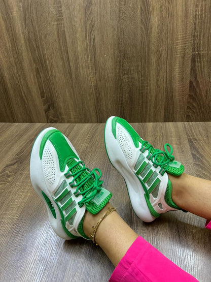 Chaussures hommes femmes enfants de qualité à prix bonbon