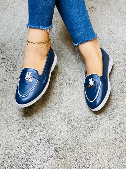 Chaussures hommes femmes enfants de qualité à prix bonbon