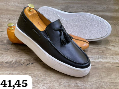 Chaussures hommes femmes enfants de qualité à prix bonbon