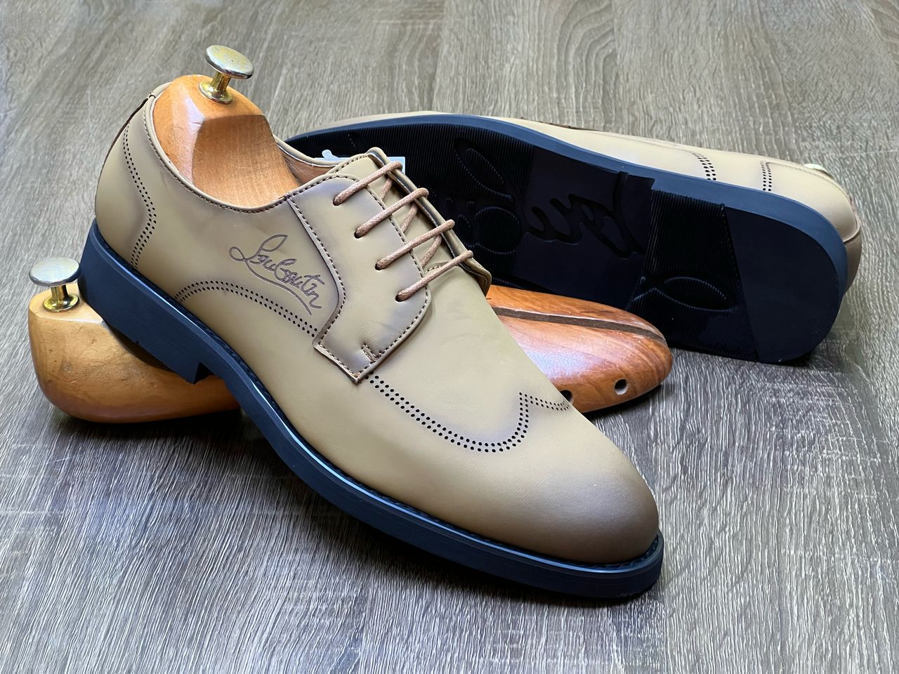 Paires en cuire