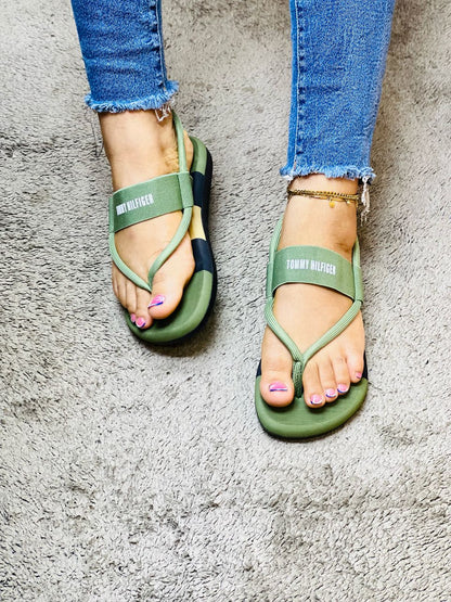 Chaussures hommes femmes enfants de qualité à prix bonbon