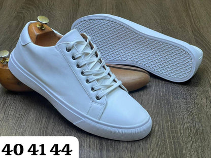 Chaussure hommes et femmes